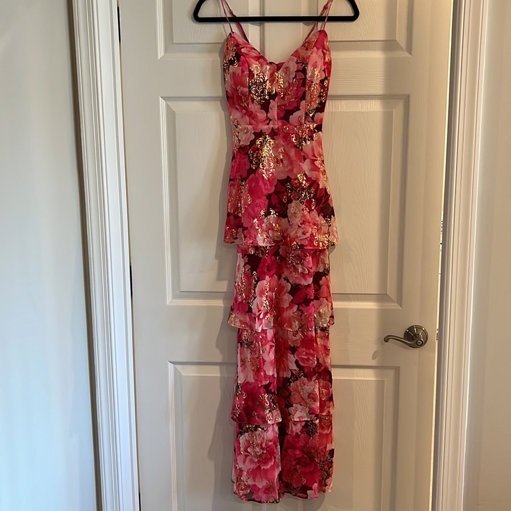 Formal Dress - Picture 2 of 6